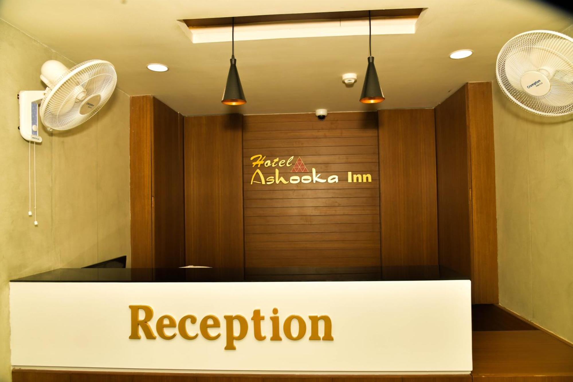 Hotel Ashooka Inn Gandhinagar Zewnętrze zdjęcie