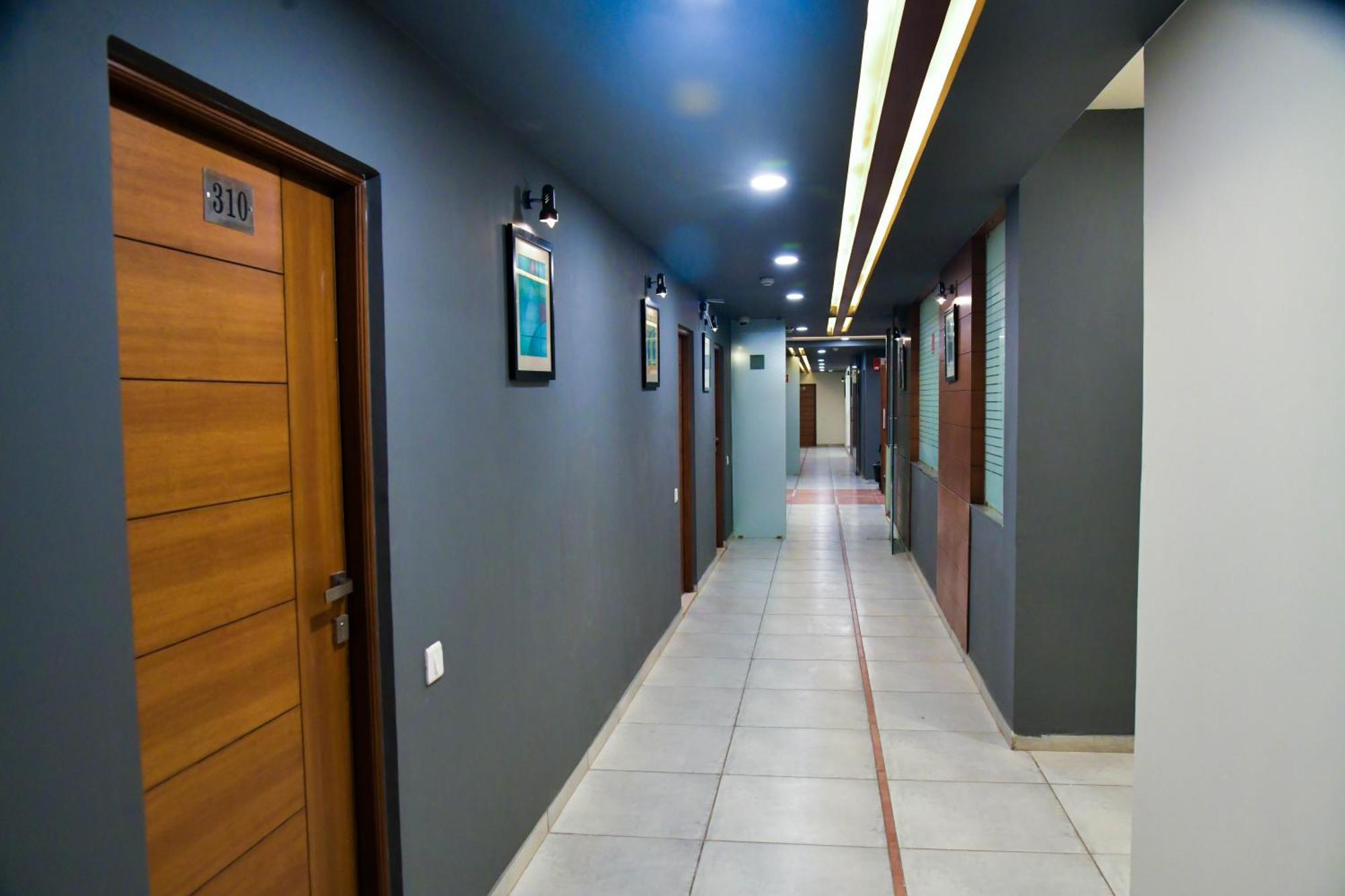 Hotel Ashooka Inn Gandhinagar Zewnętrze zdjęcie