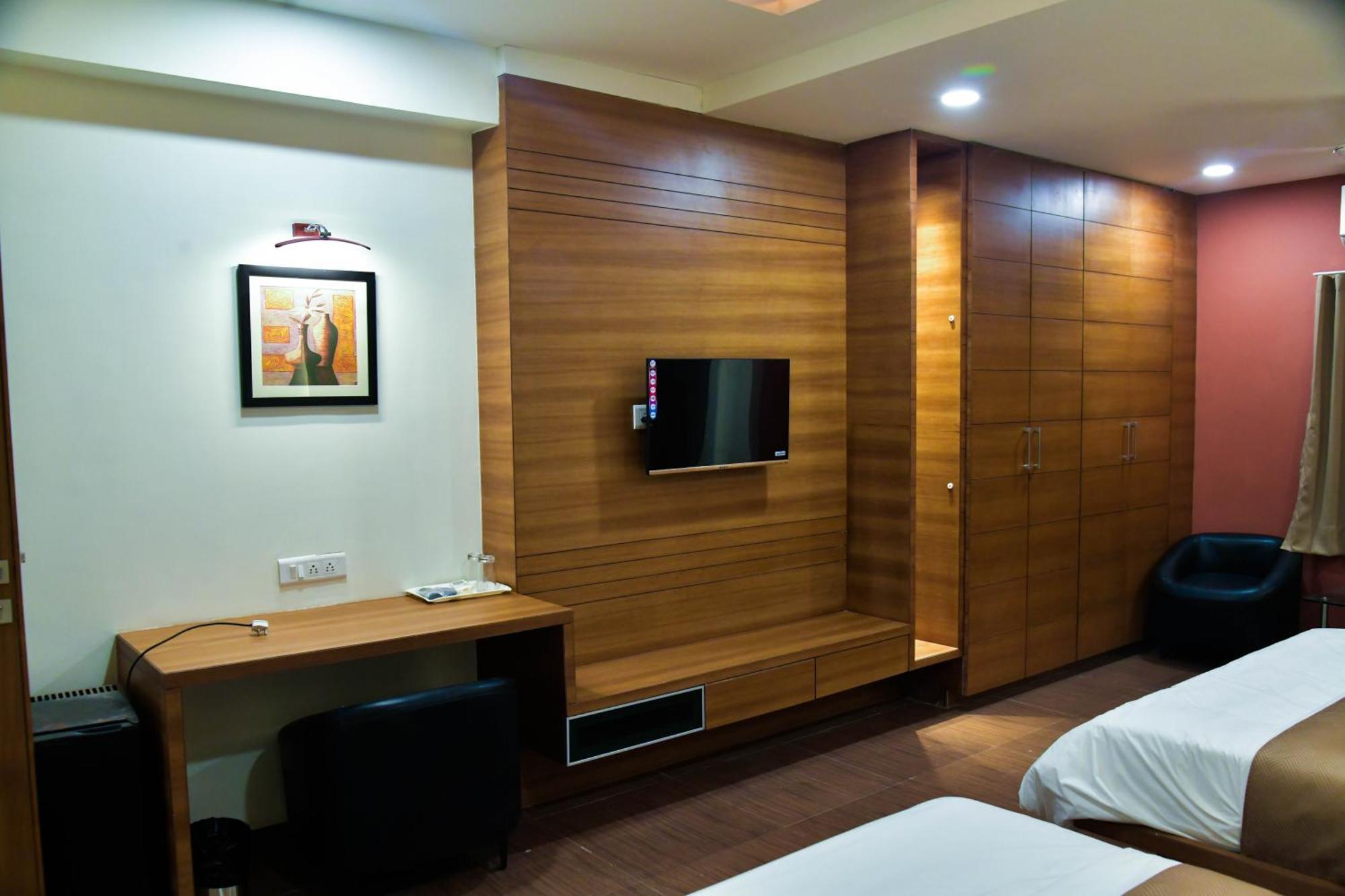 Hotel Ashooka Inn Gandhinagar Zewnętrze zdjęcie