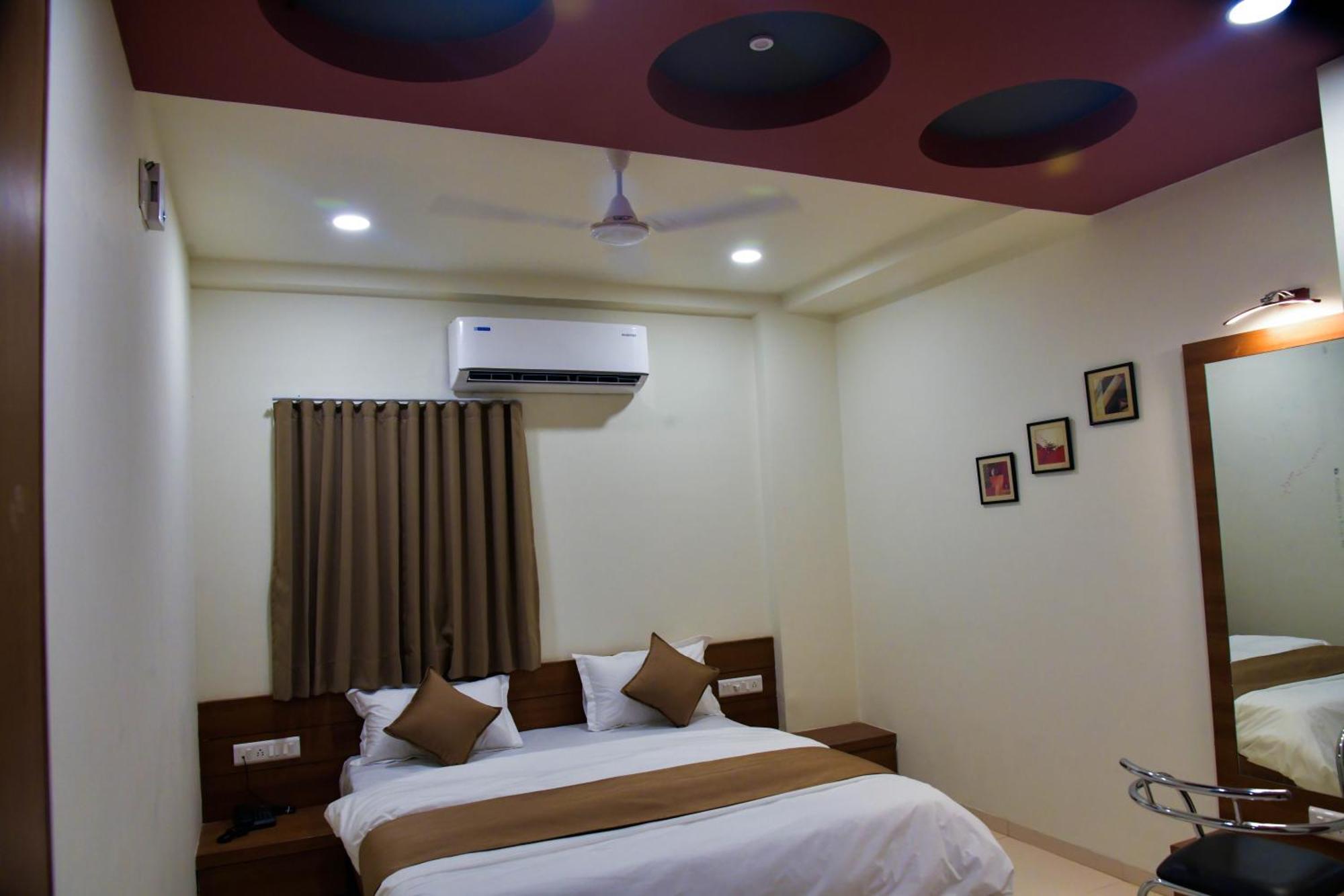 Hotel Ashooka Inn Gandhinagar Zewnętrze zdjęcie