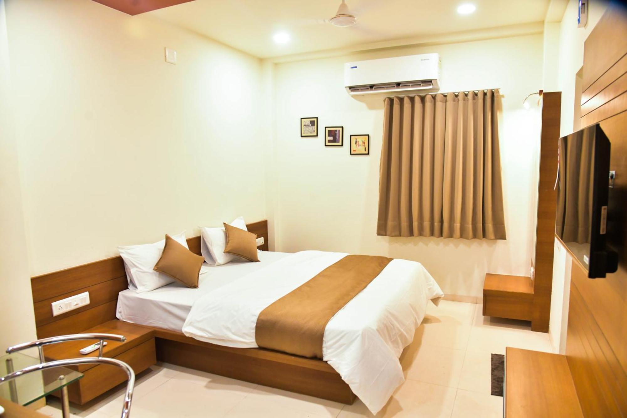 Hotel Ashooka Inn Gandhinagar Zewnętrze zdjęcie